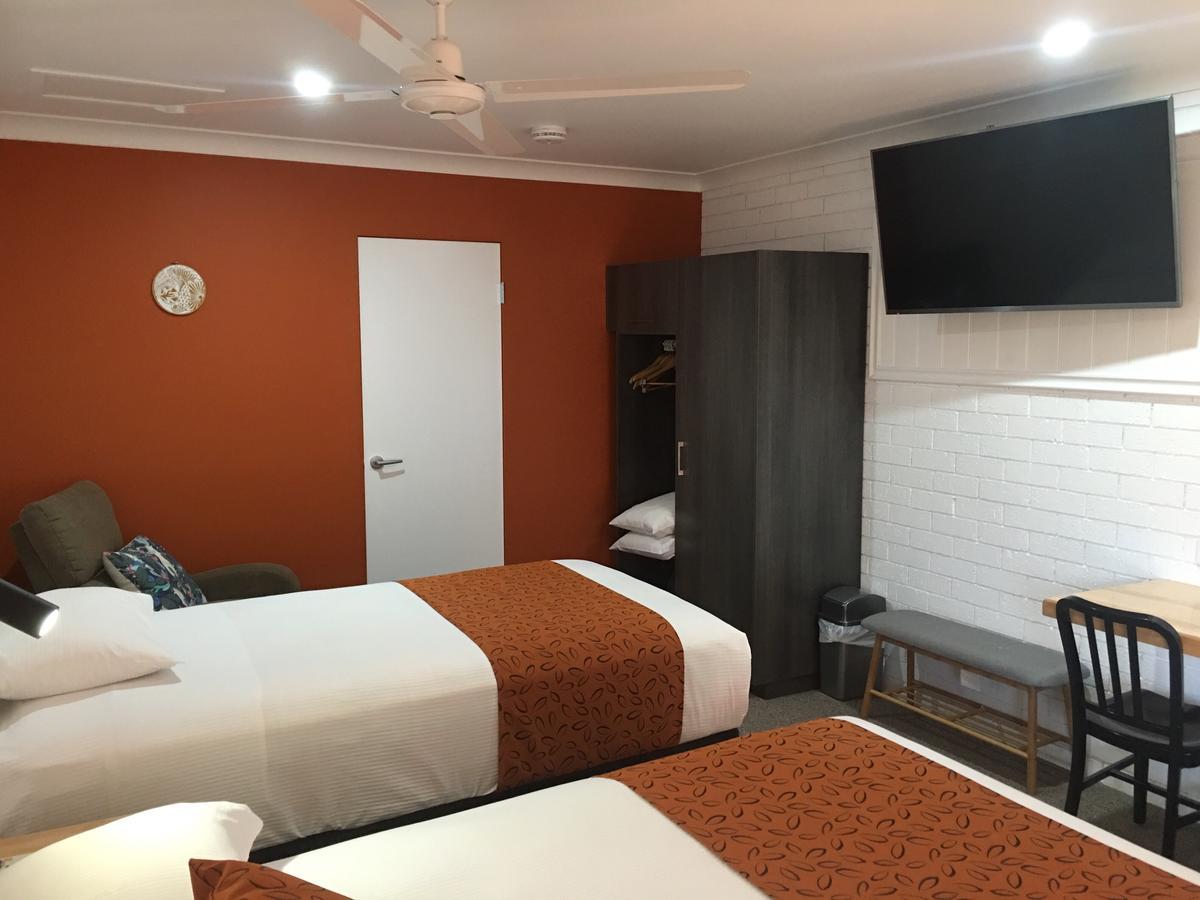 Gin Gin Village Motor Inn Motel Qld Eksteriør bilde